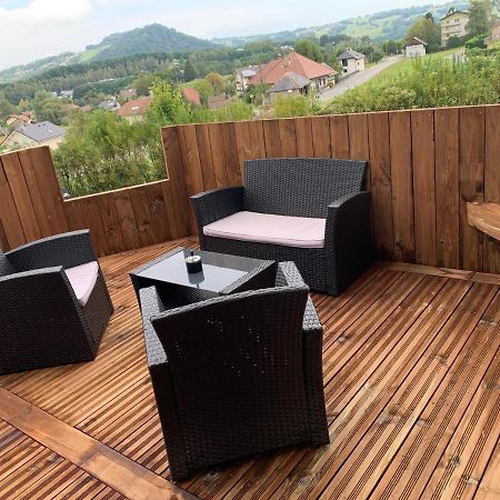 V&V Lodge Alby-sur-Cheran Exterior foto